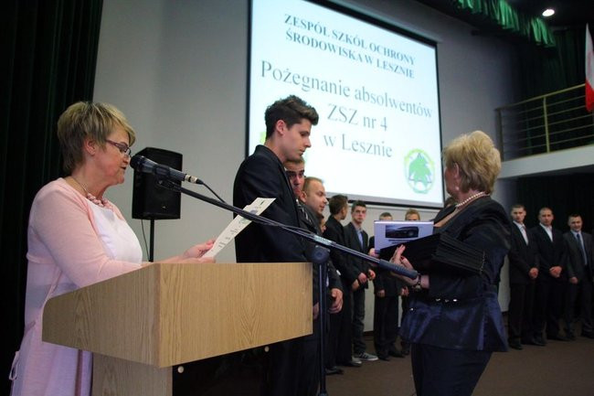 Pożegnanie absolwentów (zdjęcia)