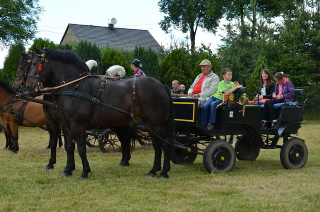 Bukówczanie razem z Paulinką (zdjęcia)