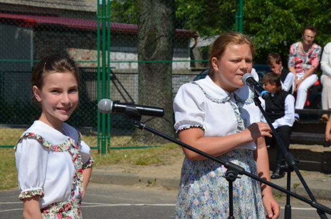 Bukówczanie razem z Paulinką (zdjęcia)