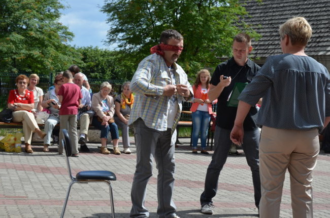 Miłość na festynie w Dłużynie (zdjęcia)