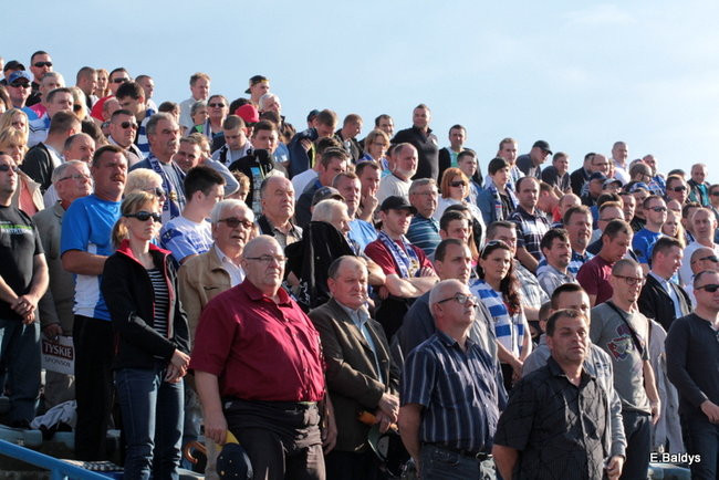 Kibice przepraszają prezesa Unii Leszno (zdjęcia)