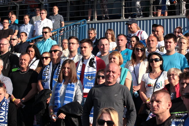 Kibice przepraszają prezesa Unii Leszno (zdjęcia)