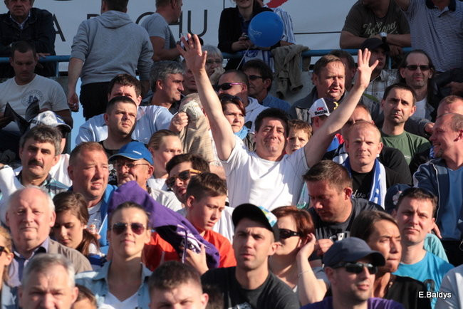 Kibice przepraszają prezesa Unii Leszno (zdjęcia)