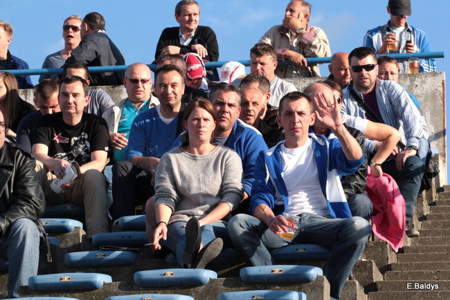 Kibice przepraszają prezesa Unii Leszno (zdjęcia)