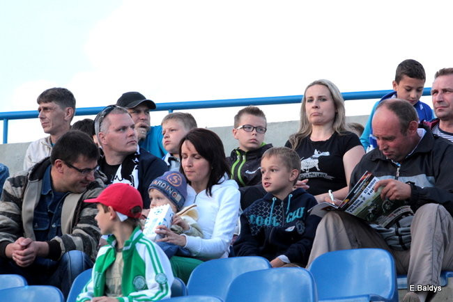 Kibice przepraszają prezesa Unii Leszno (zdjęcia)