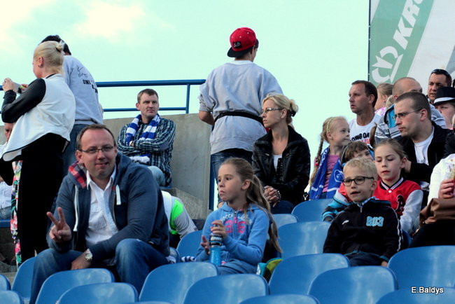 Kibice przepraszają prezesa Unii Leszno (zdjęcia)