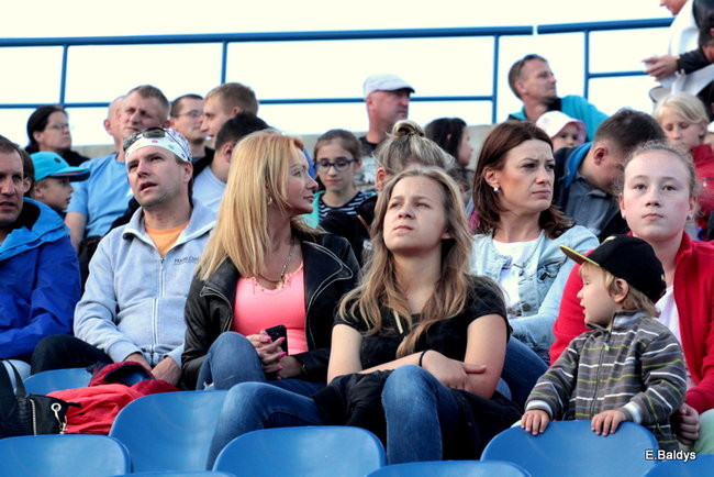 Kibice przepraszają prezesa Unii Leszno (zdjęcia)