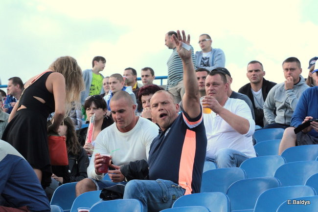 Kibice przepraszają prezesa Unii Leszno (zdjęcia)