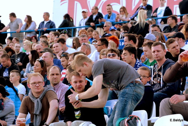 Kibice przepraszają prezesa Unii Leszno (zdjęcia)