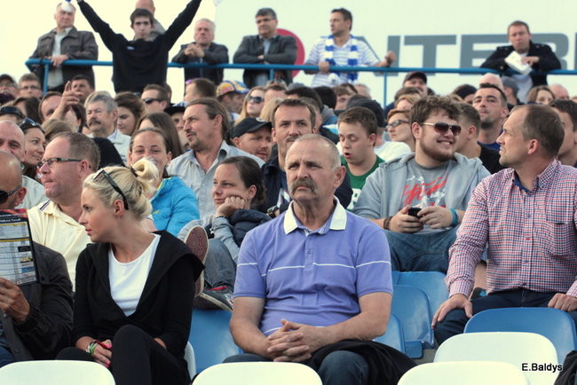 Kibice przepraszają prezesa Unii Leszno (zdjęcia)