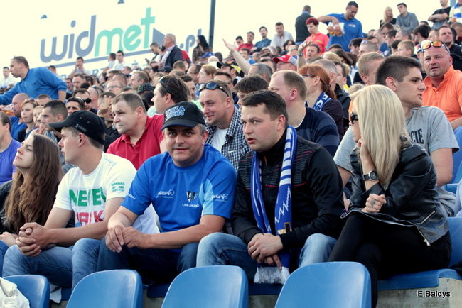 Kibice przepraszają prezesa Unii Leszno (zdjęcia)