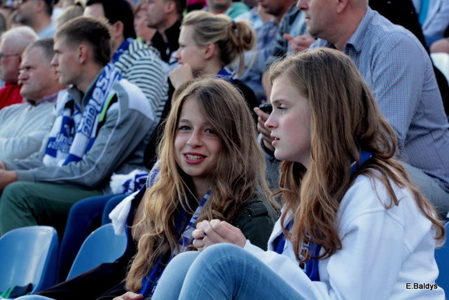 Kibice przepraszają prezesa Unii Leszno (zdjęcia)