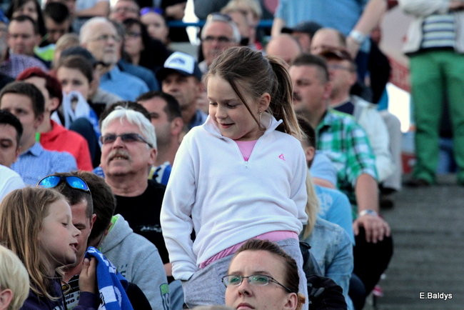 Kibice przepraszają prezesa Unii Leszno (zdjęcia)