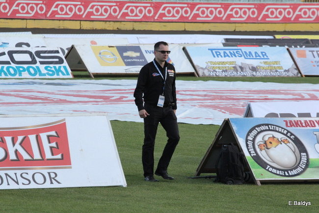 Kibice przepraszają prezesa Unii Leszno (zdjęcia)