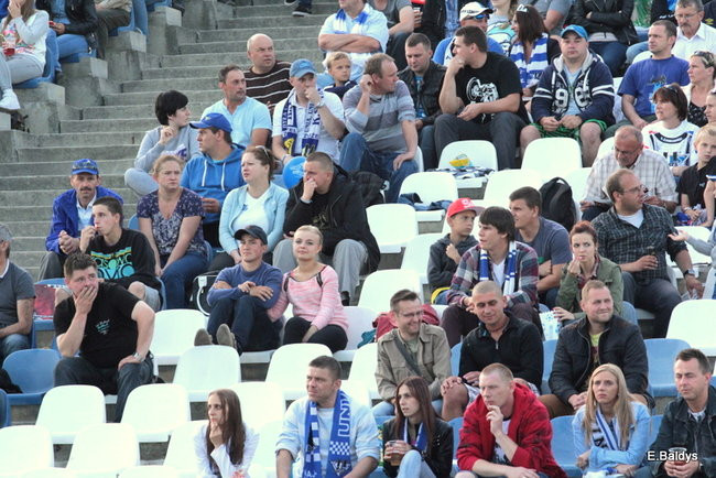 Kibice przepraszają prezesa Unii Leszno (zdjęcia)