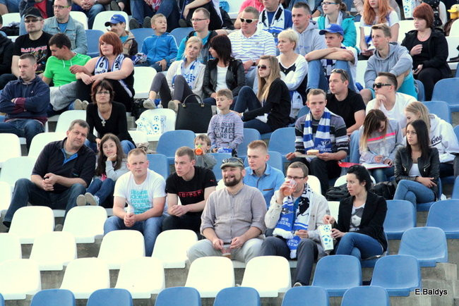 Kibice przepraszają prezesa Unii Leszno (zdjęcia)