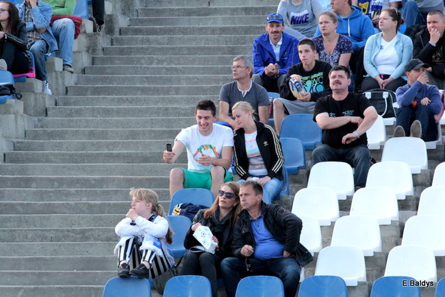 Kibice przepraszają prezesa Unii Leszno (zdjęcia)