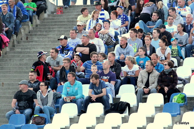 Kibice przepraszają prezesa Unii Leszno (zdjęcia)