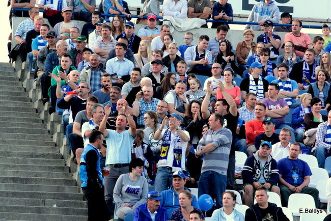 Kibice przepraszają prezesa Unii Leszno (zdjęcia)