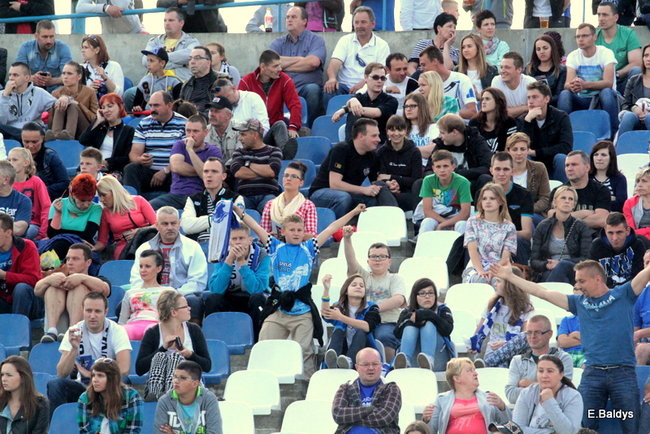 Kibice przepraszają prezesa Unii Leszno (zdjęcia)