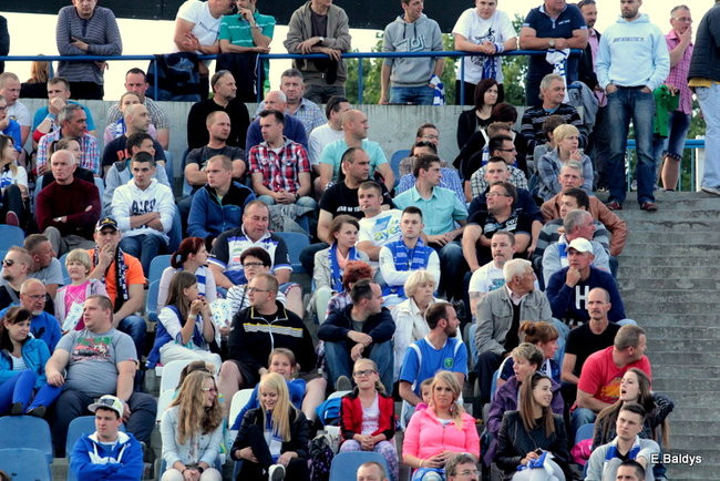 Kibice przepraszają prezesa Unii Leszno (zdjęcia)