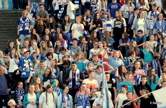 Kibice przepraszają prezesa Unii Leszno (zdjęcia)