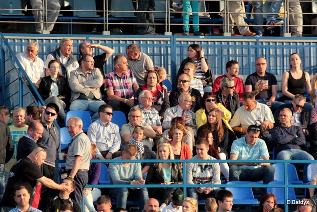 Kibice przepraszają prezesa Unii Leszno (zdjęcia)