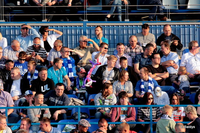 Kibice przepraszają prezesa Unii Leszno (zdjęcia)