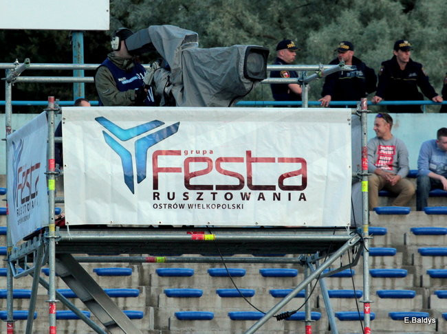 Kibice przepraszają prezesa Unii Leszno (zdjęcia)