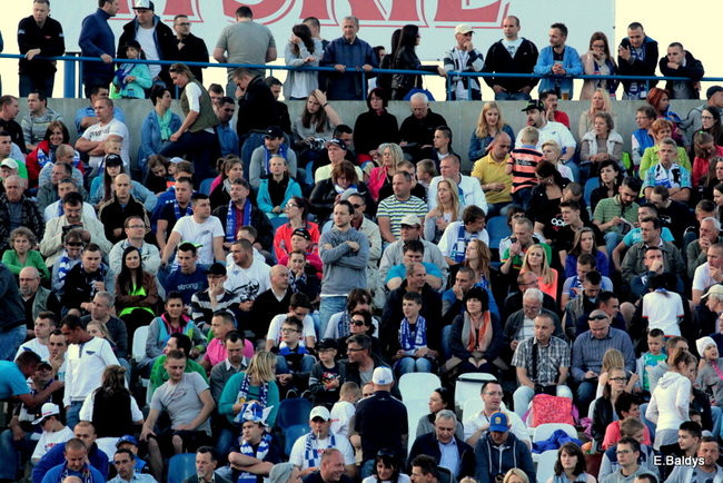 Kibice przepraszają prezesa Unii Leszno (zdjęcia)