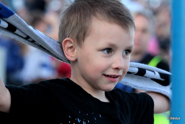 Kibice przepraszają prezesa Unii Leszno (zdjęcia)