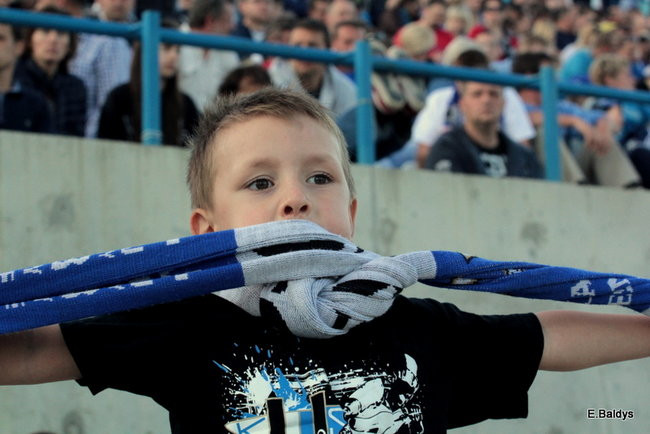 Kibice przepraszają prezesa Unii Leszno (zdjęcia)