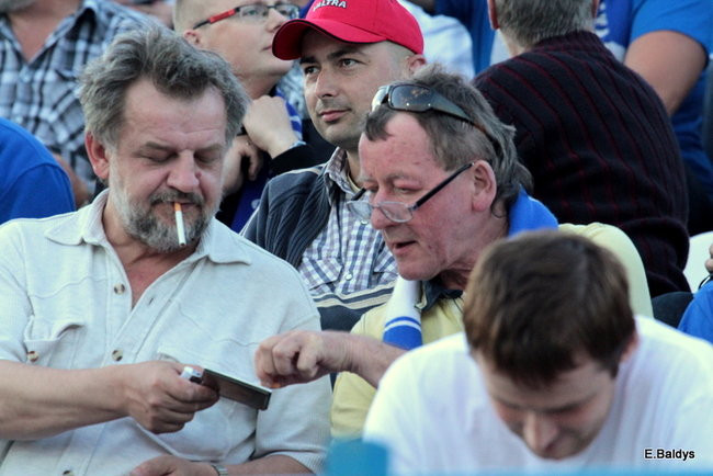 Kibice przepraszają prezesa Unii Leszno (zdjęcia)