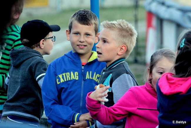 Kibice przepraszają prezesa Unii Leszno (zdjęcia)