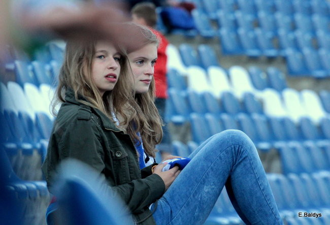 Kibice przepraszają prezesa Unii Leszno (zdjęcia)