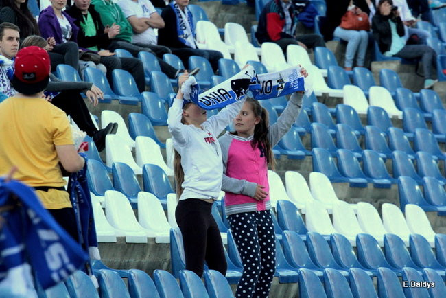 Kibice przepraszają prezesa Unii Leszno (zdjęcia)