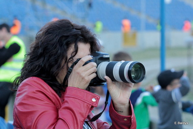 Kibice przepraszają prezesa Unii Leszno (zdjęcia)