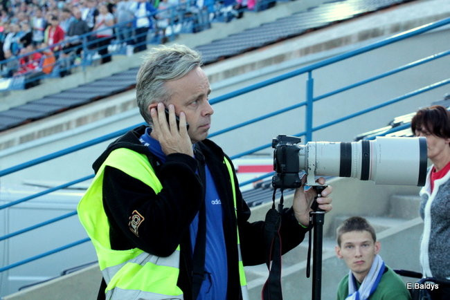 Kibice przepraszają prezesa Unii Leszno (zdjęcia)