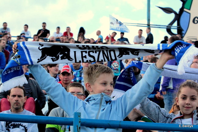 Kibice przepraszają prezesa Unii Leszno (zdjęcia)