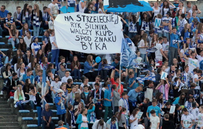 Kibice przepraszają prezesa Unii Leszno (zdjęcia)