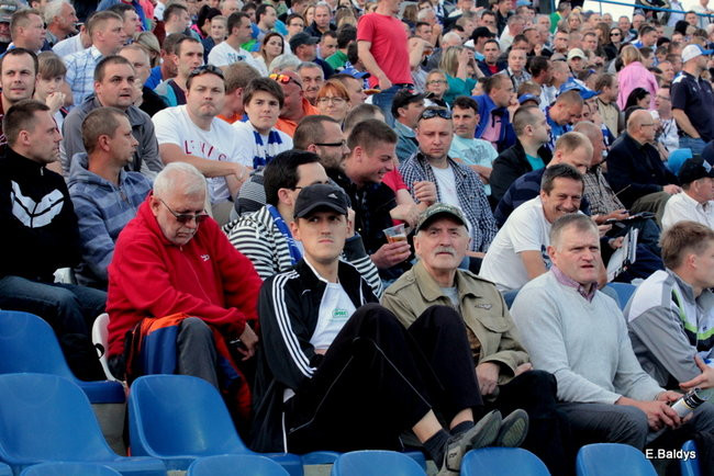 Kibice przepraszają prezesa Unii Leszno (zdjęcia)