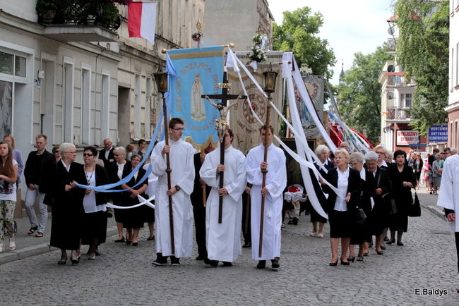 Procesja ulicami Leszna (zdjęcia)