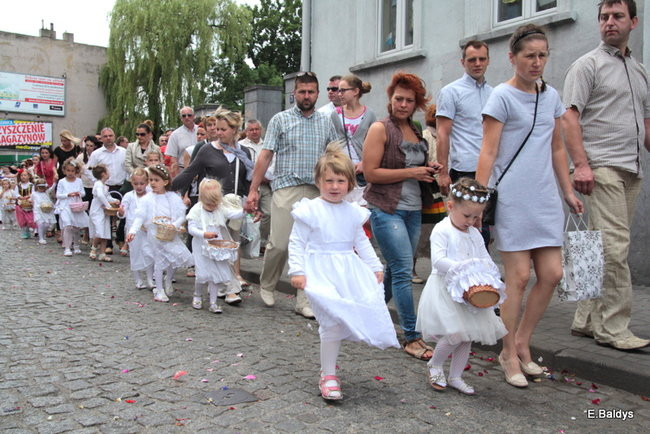 Procesja ulicami Leszna (zdjęcia)