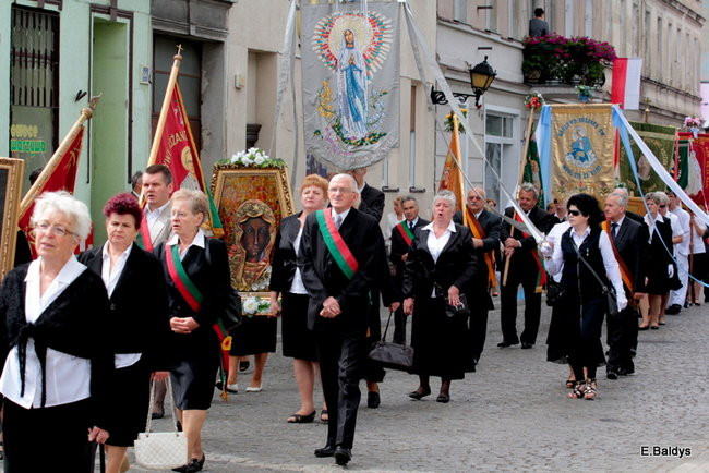 Procesja ulicami Leszna (zdjęcia)
