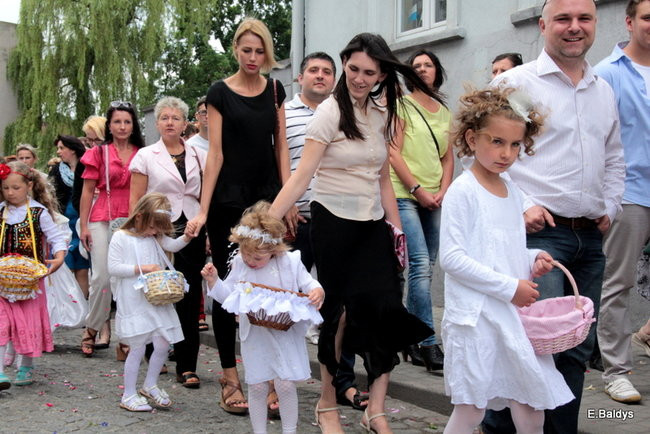 Procesja ulicami Leszna (zdjęcia)