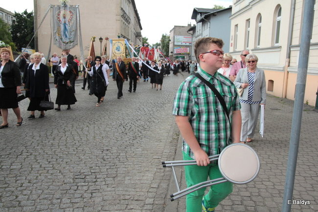 Procesja ulicami Leszna (zdjęcia)
