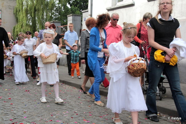 Procesja ulicami Leszna (zdjęcia)