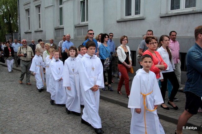 Procesja ulicami Leszna (zdjęcia)