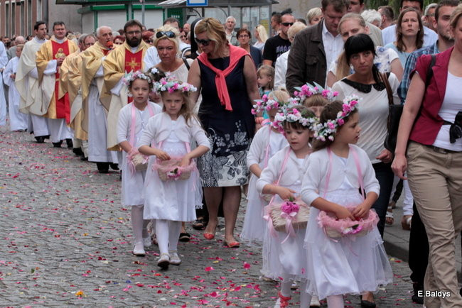 Procesja ulicami Leszna (zdjęcia)