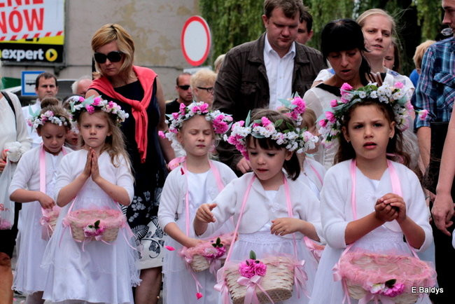 Procesja ulicami Leszna (zdjęcia)